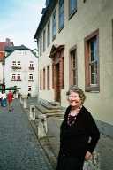 Zur Galerie · Enter gallery